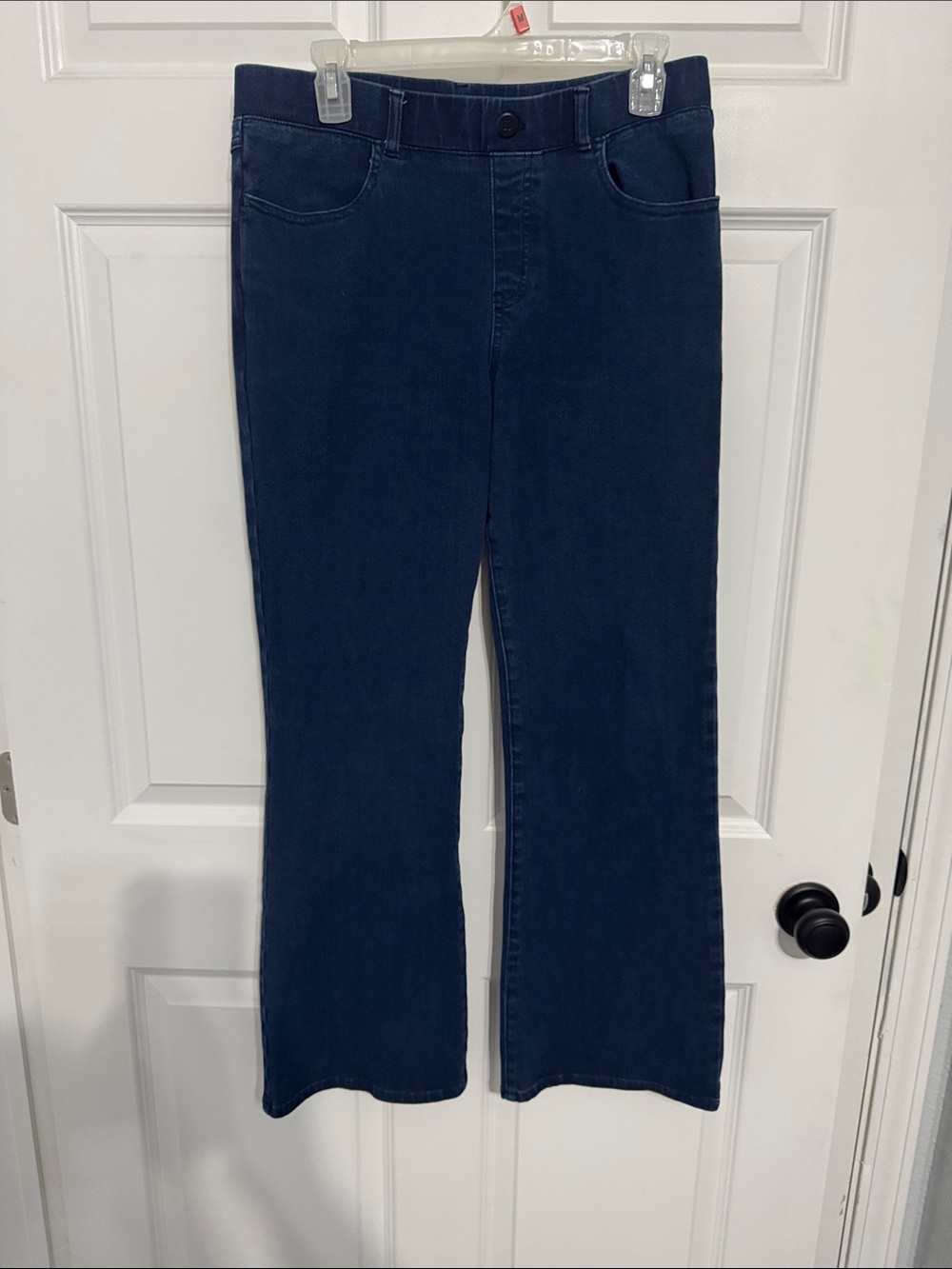 Betabrand Women's Dark Blue Stretch Jeans - Classic Bootcut